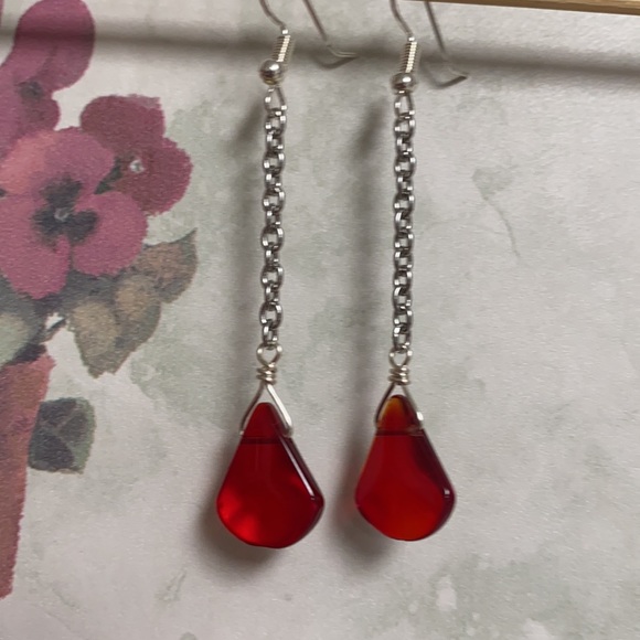 NEW Ruby red triangular drops long on chain simple - Picture 7 of 8